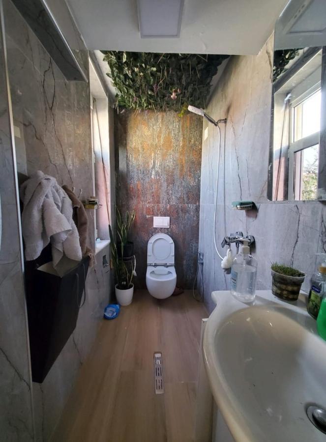 Apartamenti8 Korca Exteriér fotografie