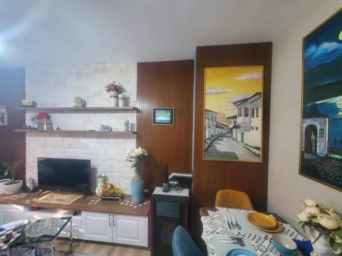 Apartamenti8 Korca Exteriér fotografie